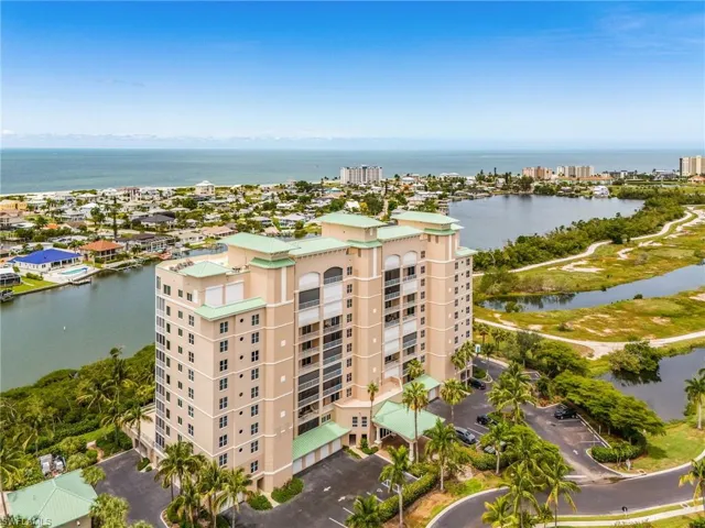 4192 Bay Beach Ln 875, Fort Myers Beach, Florida 33931