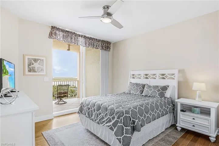 4192 Bay Beach Ln 875, Fort Myers Beach, Florida 33931