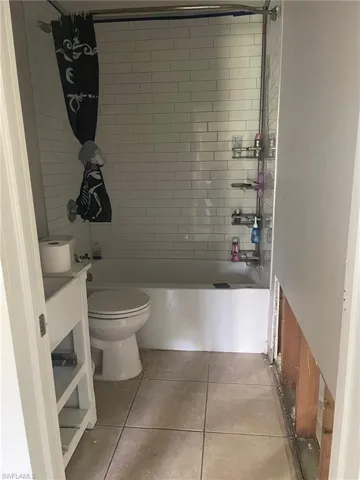 142  Brooks  RD, North Fort Myers, FL 33917