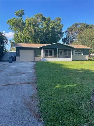 142  Brooks  RD, North Fort Myers, FL 33917
