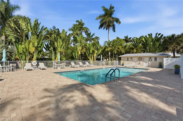 Community pool