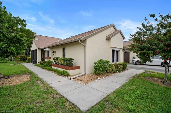 1698 Bent Tree Cir, Fort Myers, Florida 33907
