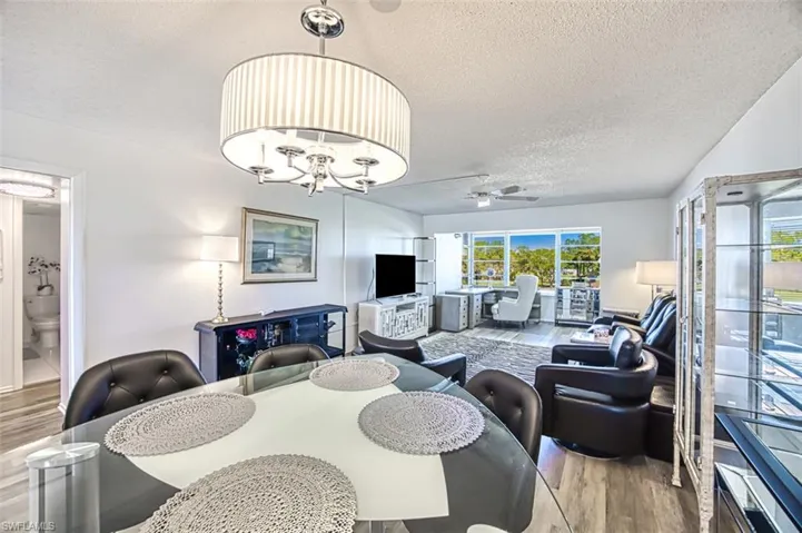 6102  Augusta  DR, Fort Myers, FL 33907