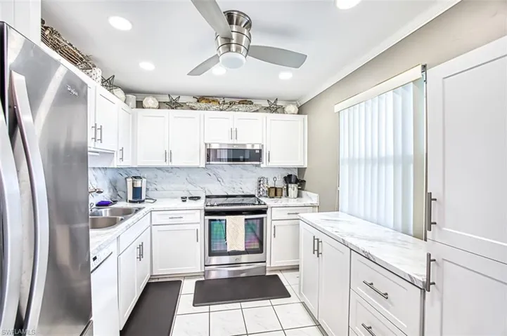 6102  Augusta  DR, Fort Myers, FL 33907