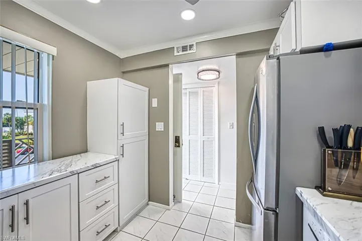 6102  Augusta  DR, Fort Myers, FL 33907