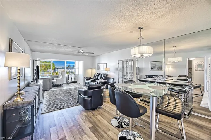 6102  Augusta  DR, Fort Myers, FL 33907