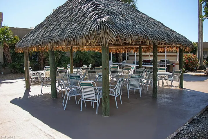 6102  Augusta  DR, Fort Myers, FL 33907