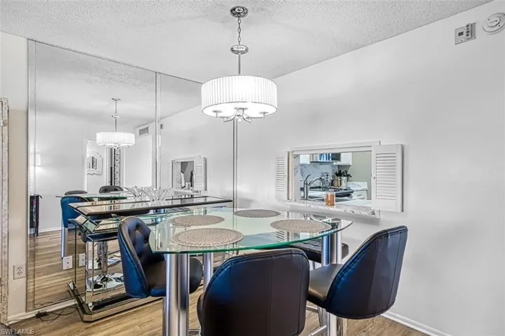6102  Augusta  DR, Fort Myers, FL 33907