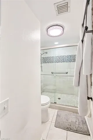 6102  Augusta  DR, Fort Myers, FL 33907