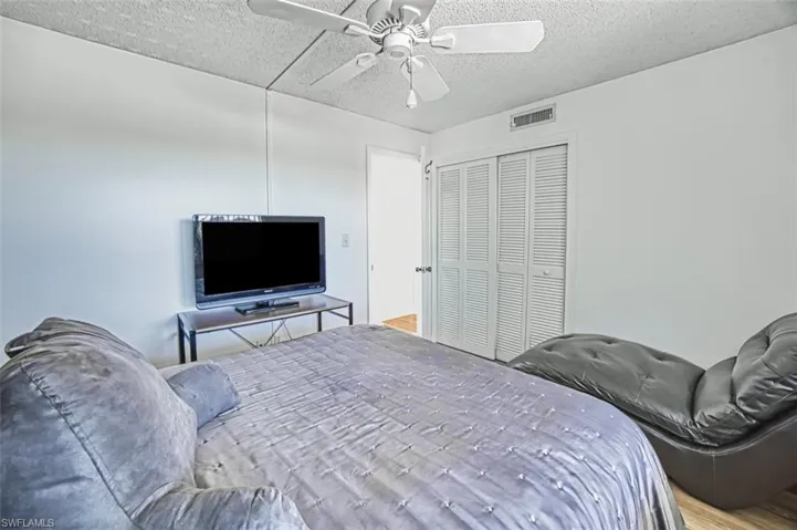 6102  Augusta  DR, Fort Myers, FL 33907