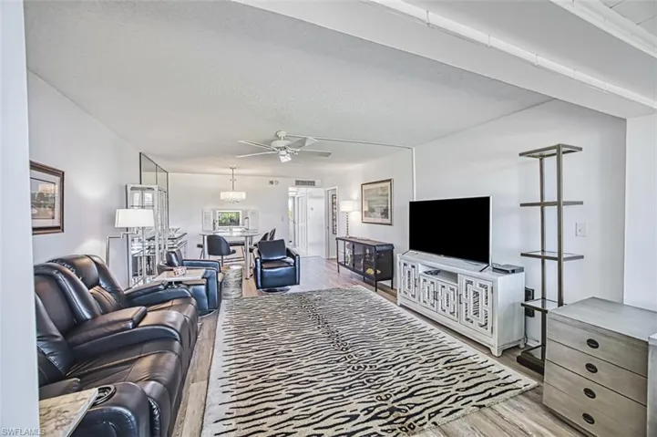 6102  Augusta  DR, Fort Myers, FL 33907