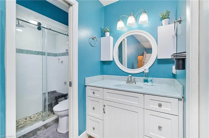 1210 SE 34th  TER, Cape Coral, FL 33904