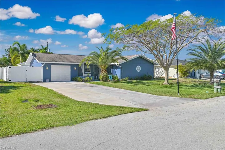 1210 SE 34th  TER, Cape Coral, FL 33904