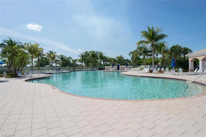 8435  Borboni  CT, Naples, FL 34114