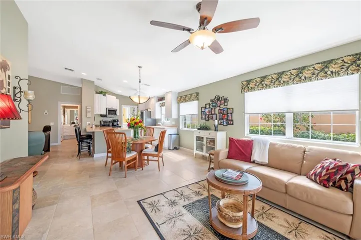 8435  Borboni  CT, Naples, FL 34114