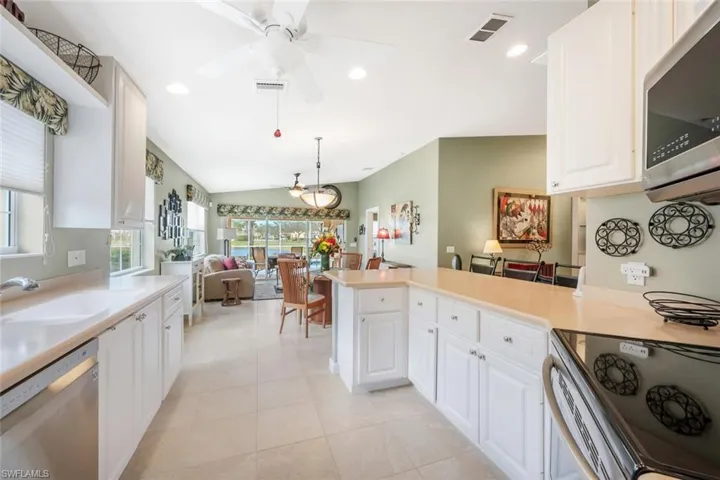 8435  Borboni  CT, Naples, FL 34114