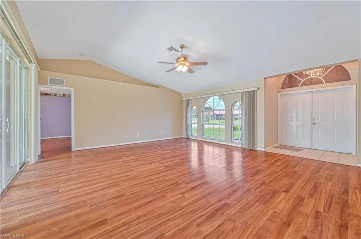 2223 Se 5th St, Cape Coral Fl 33990