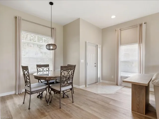 25064 Peacock Ln 101, Naples, Florida 34114