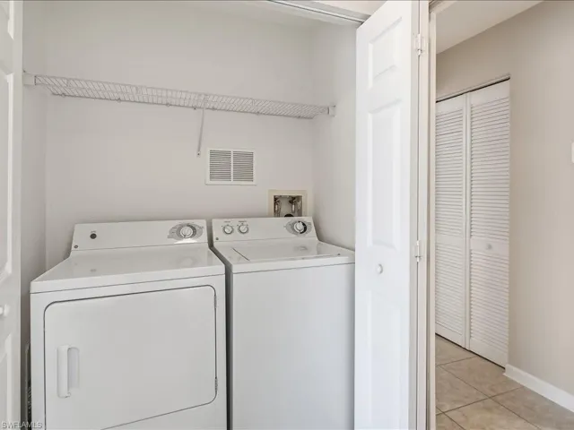 25064 Peacock Ln 101, Naples, Florida 34114