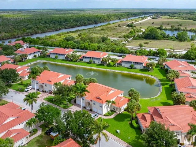 25064 Peacock Ln 101, Naples, Florida 34114