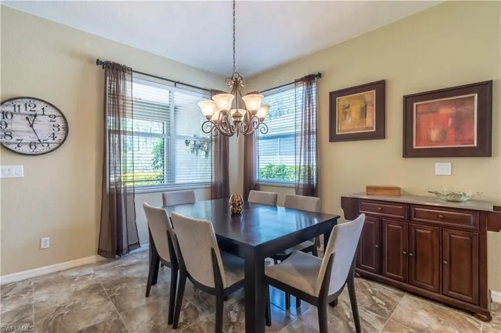749  Crossfield  CIR, Naples, FL 34104