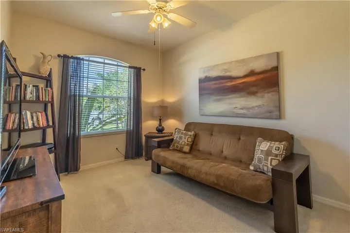 749  Crossfield  CIR, Naples, FL 34104