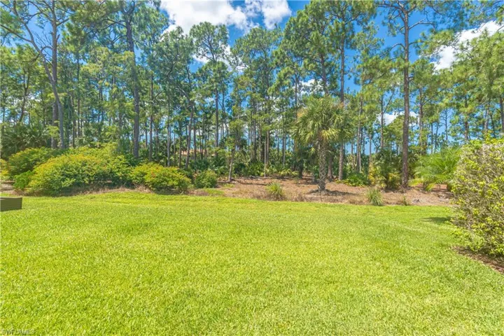 749  Crossfield  CIR, Naples, FL 34104