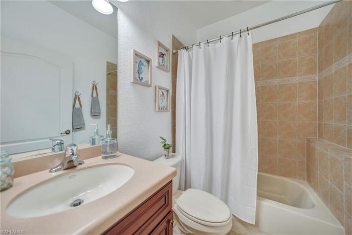 Guest Room Bath