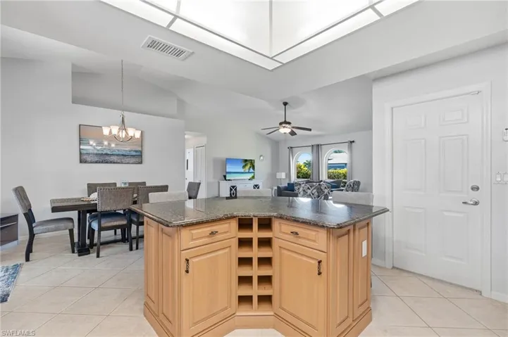 243 Se 1st Ter, Cape Coral, Florida 33990