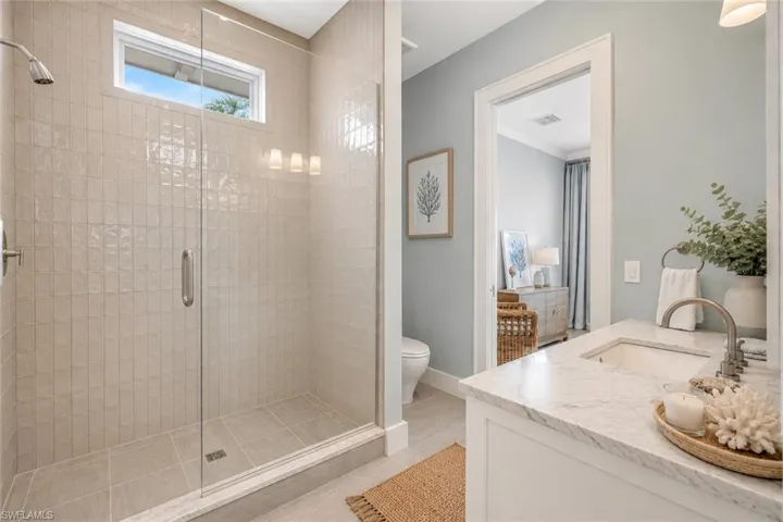 160 Broad Ave S, Naples, Florida 34102