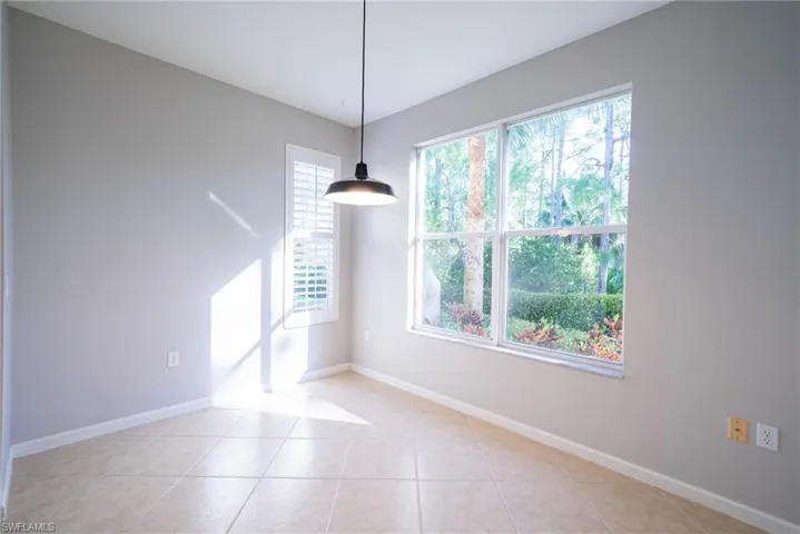 7856  Clemson  ST, Naples, FL 34104
