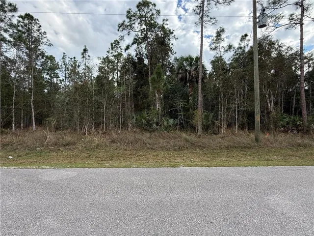 2nd Ave Ne, Naples, Florida 34120