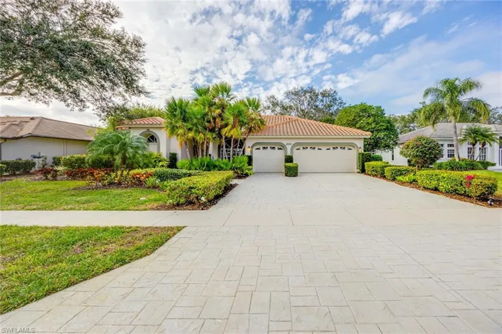 8896  Lely Island  CIR, Naples, FL 34113