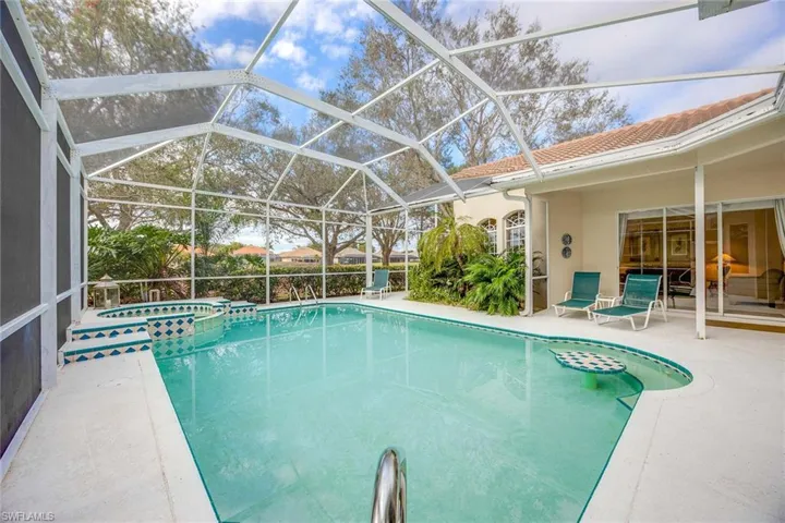8896  Lely Island  CIR, Naples, FL 34113