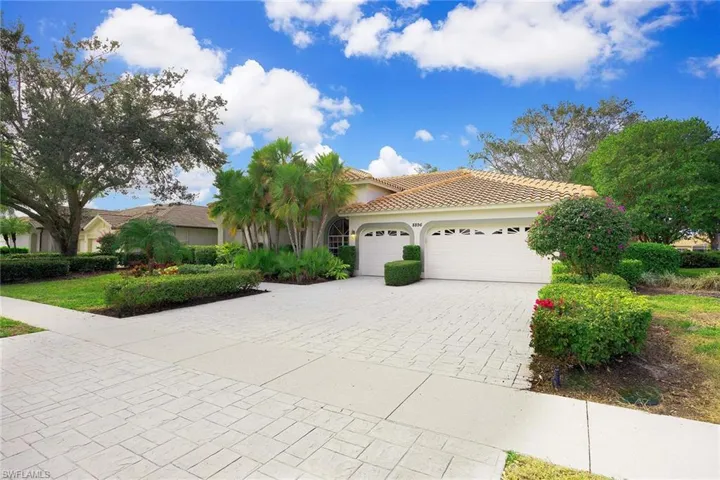 8896  Lely Island  CIR, Naples, FL 34113