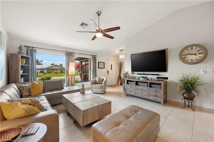 Great Room with Cathedral Ceiling