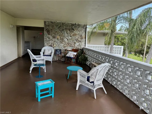 Community space on third floor close to the laundry room