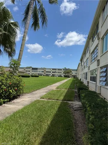 Surrounding community with a lawn