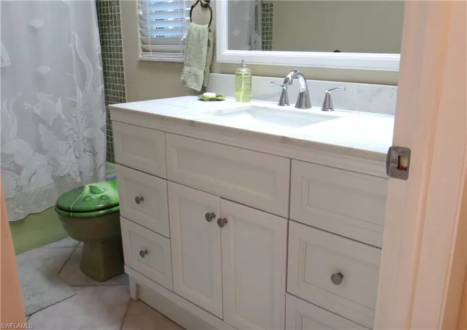 Guest Bath with new Vanity and Sink