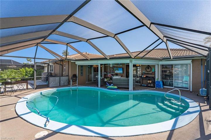 Refreshing Pool