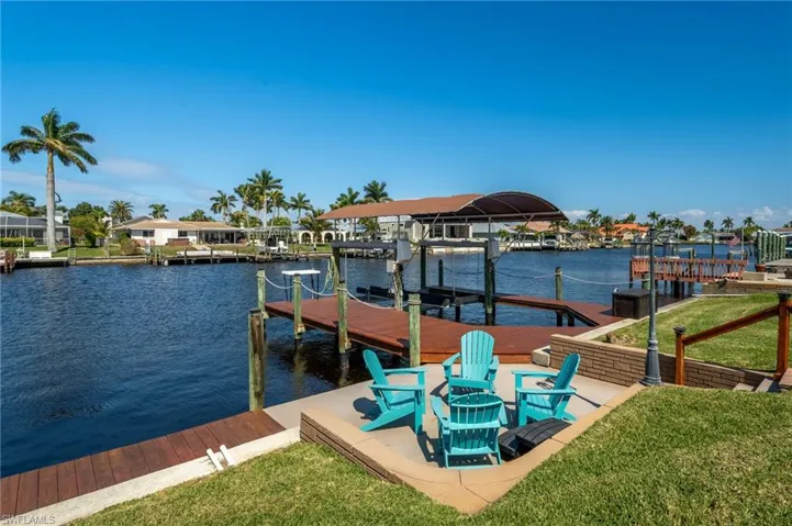 Concrete dock
