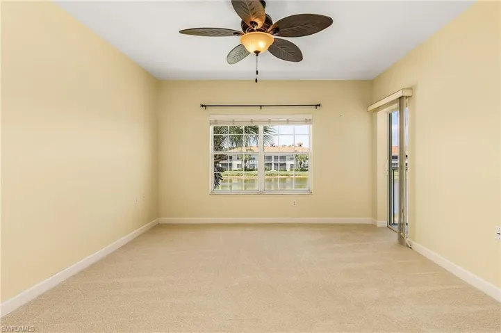 3035  Horizon  LN, Naples, FL 34109