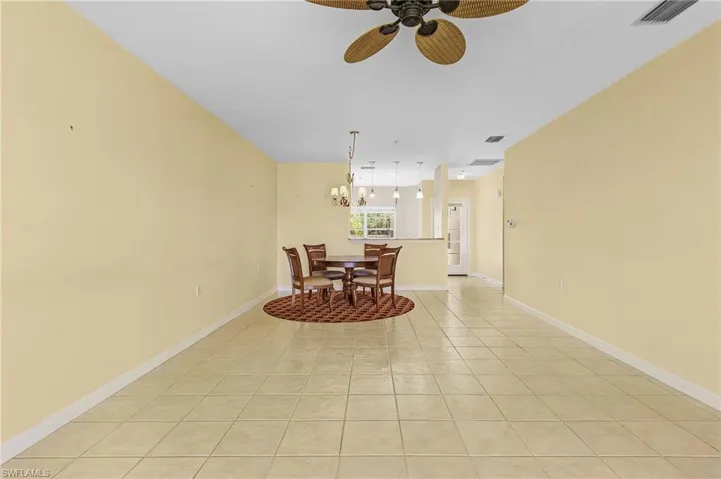 3035  Horizon  LN, Naples, FL 34109