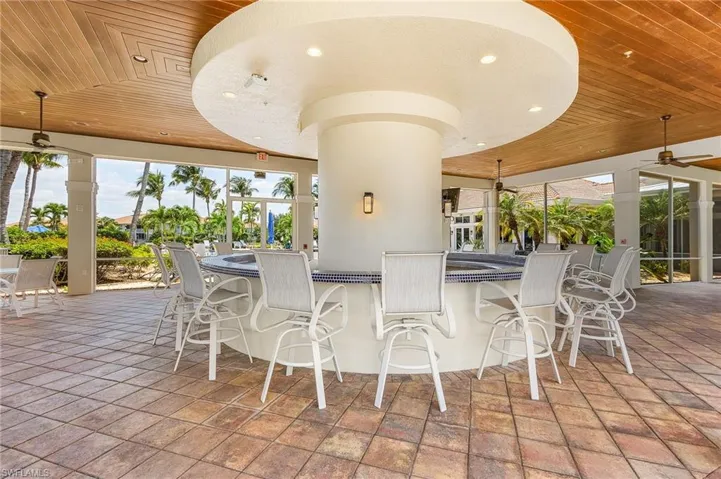 3035  Horizon  LN, Naples, FL 34109