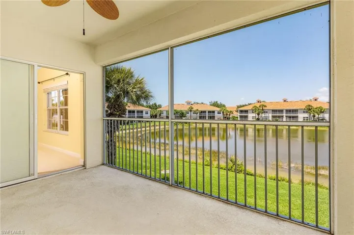 3035  Horizon  LN, Naples, FL 34109