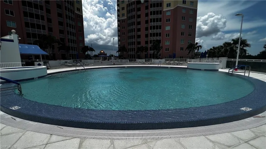 2743 1st St # 1005, Fort Myers Fl 33916