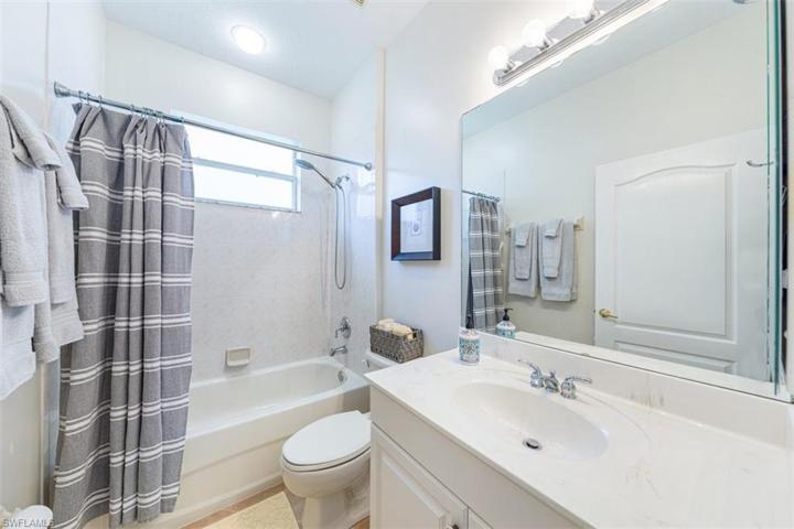 20429  Torre Del Lago  ST, Estero, FL 33928