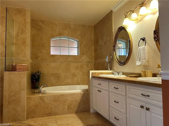 3806 Sw 5th Ave, Cape Coral, Florida 33914