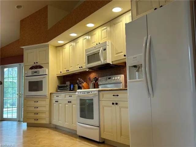 3806 Sw 5th Ave, Cape Coral, Florida 33914