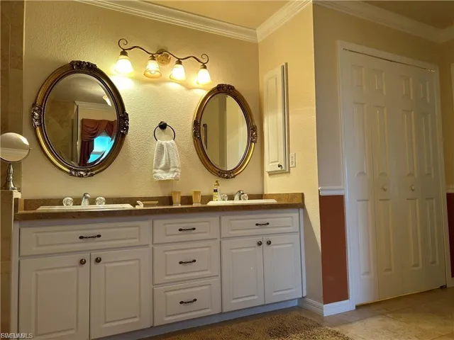 3806 Sw 5th Ave, Cape Coral, Florida 33914